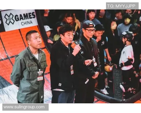 上海滑板队与武汉滑板队赛后复盘分析比赛节奏与战术对比